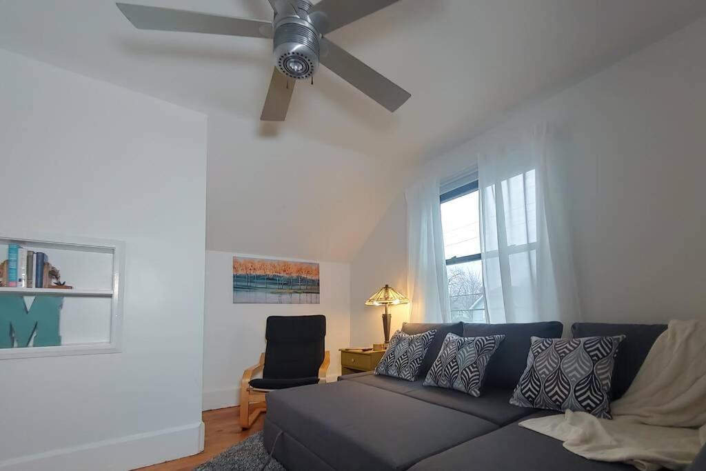Historic W/Deck, King Bed & Air By Lake Michigan Manistee Bagian luar foto